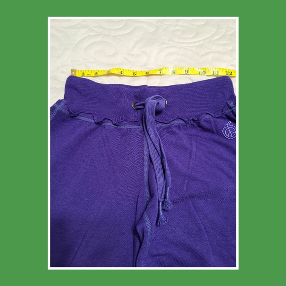 (NEW) GREEN APPLE BAMBOO YOGA PANTS - Picture 3 of 8